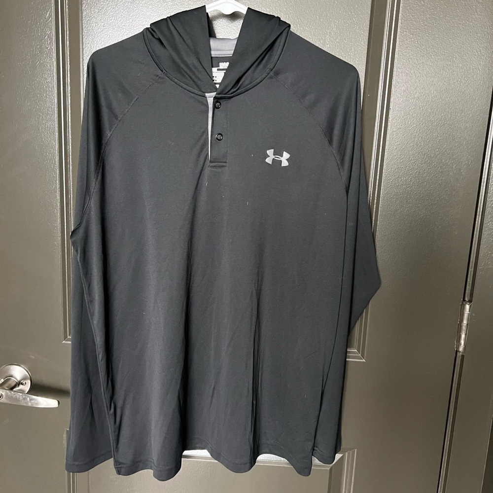 Under Armour hooded long sleeve shirt